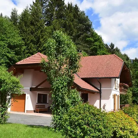 By With Whirlpool Prázdninový dům